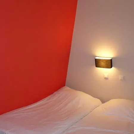 Hotel Flora 3*